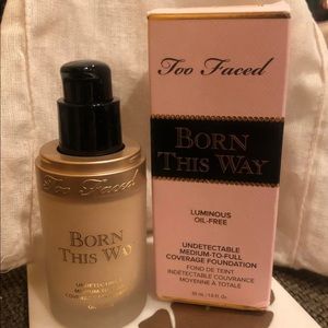 Too Faced Born This Way Foundation